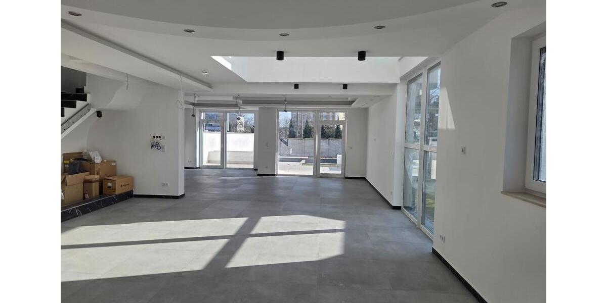 Doppelhaushälfte Halle (Saale) Damaschkestraße - 5 Zimmer, 200 m&sup2;, 2.000&euro; | Angebot:26577877