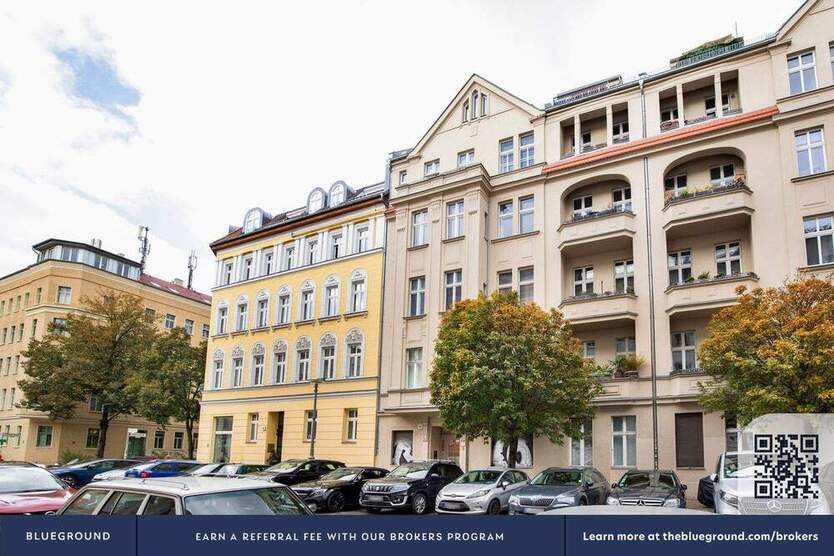 Blueground ID369, Mitte 2 zimmer