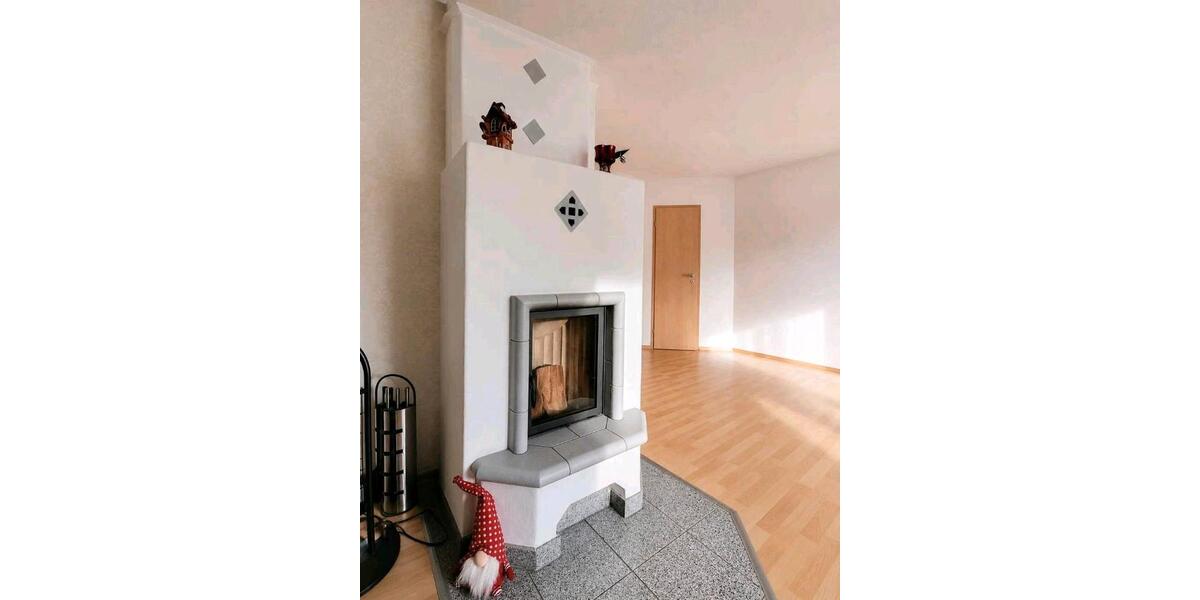Dachgeschoßwohnung Knittlingen - 3 Zimmer, 80 m&sup2;, 900&euro; | Angebot:26535914