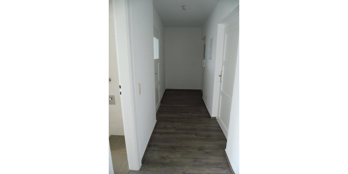 Etagenwohnung Hartha - 3 Zimmer, 61 m&sup2;, 318&euro; | Angebot:22712064