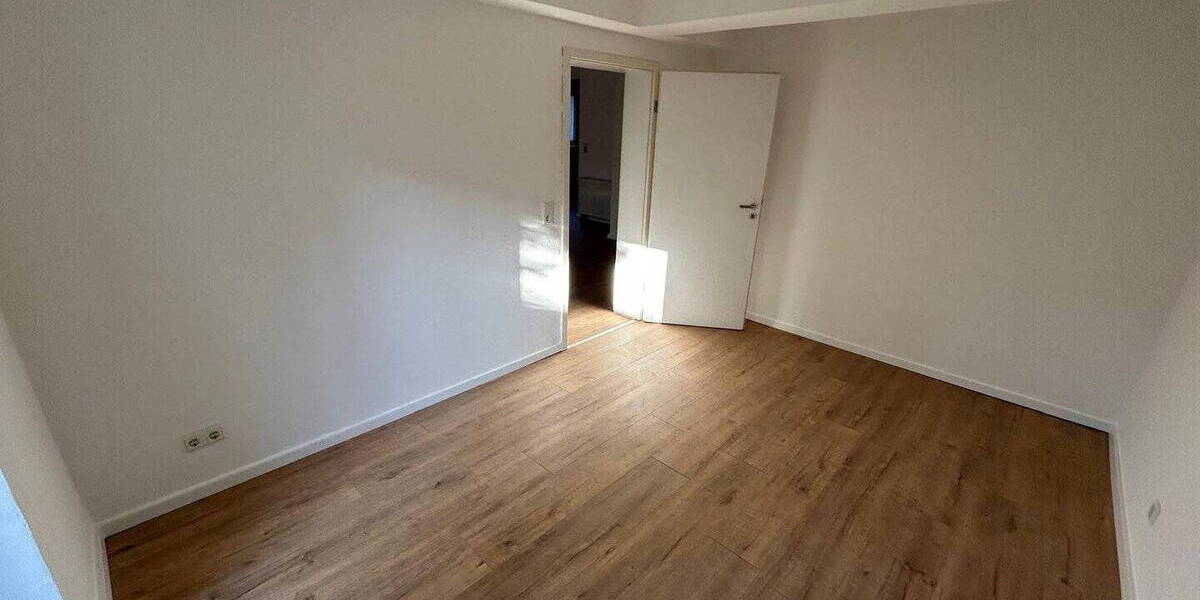 Etagenwohnung Herford Innenstadt - 2 Zimmer, 69 m&sup2;, 750&euro; | Angebot:26117610