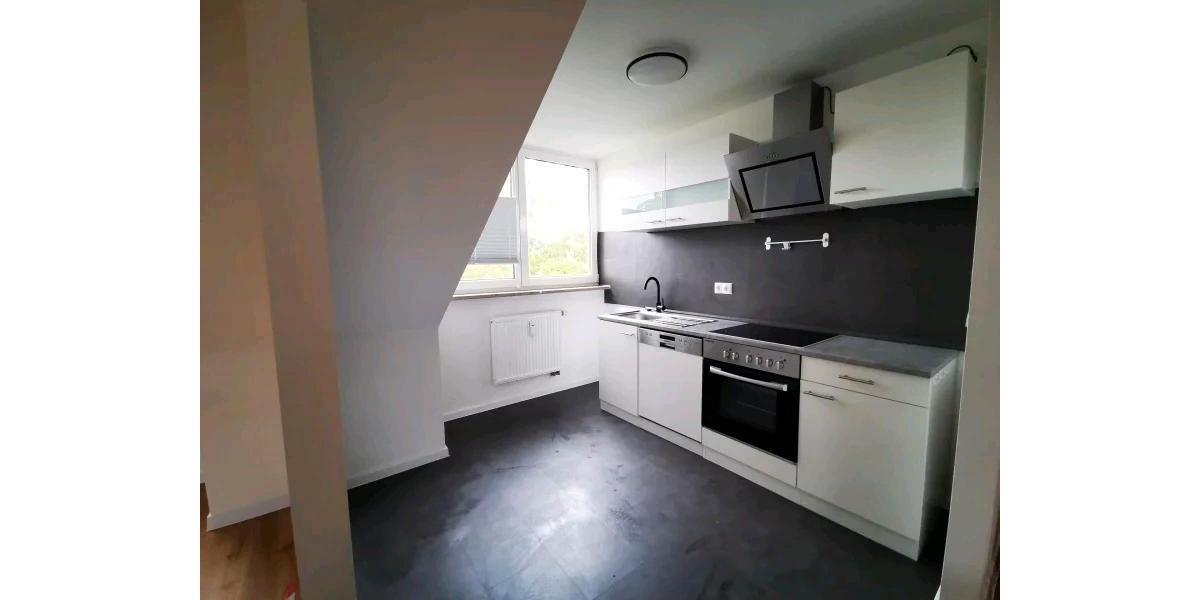 2 Zimmer Wohnung mit Einbauküche in Hof ( Danzigstr 11) 2 zimmer