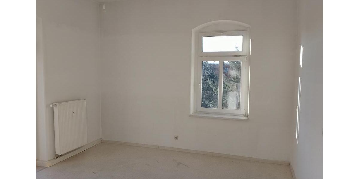 Etagenwohnung Radebeul - 4 Zimmer, 122 m&sup2;, 1.400&euro; | Angebot:25790617