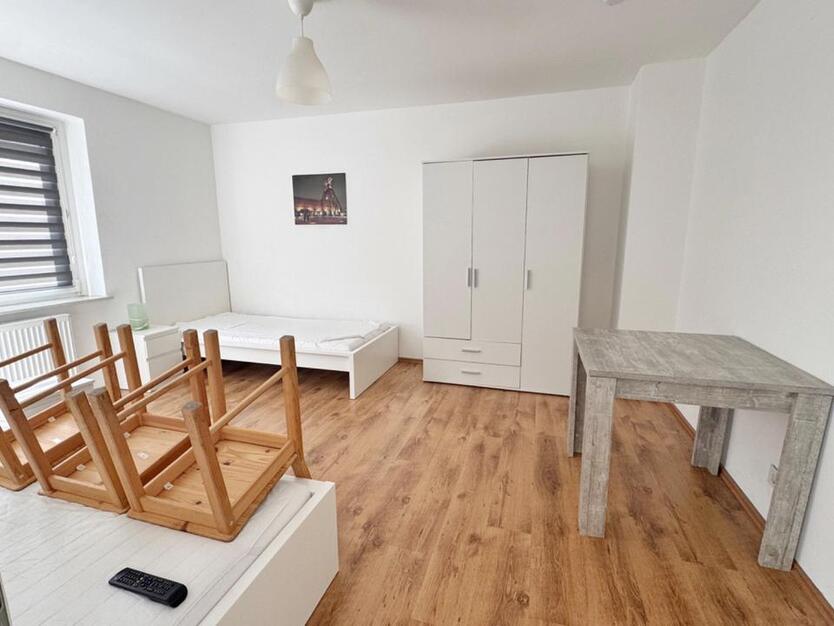 Sanierte möblierte 2,5 Zimmerwohnung in Rotthausen Einbauküche zimmer