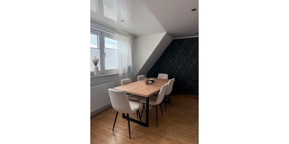 Dachgeschoßwohnung Alheim - 2 Zimmer, 68 m&sup2;, 650&euro; | Angebot:26649771