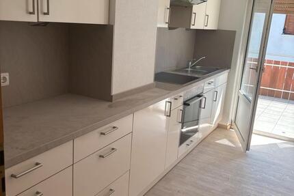 Wohnung Roßdorf - 5 Zimmer, 105 m&sup2;, 1.350&euro; | Angebot:26164196