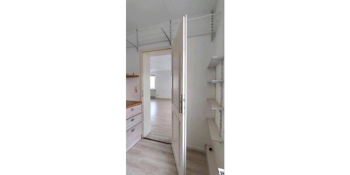 Dachgeschoßwohnung Freiberg - 2 Zimmer, 64 m&sup2;, 480&euro; | Angebot:26448240