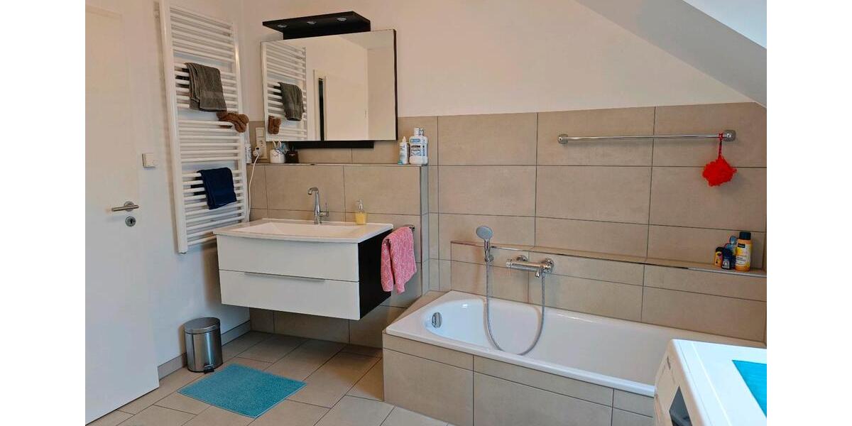 Einfamilienhaus Burgwedel - 3 Zimmer, 108 m&sup2;, 1.400&euro; | Angebot:25943360