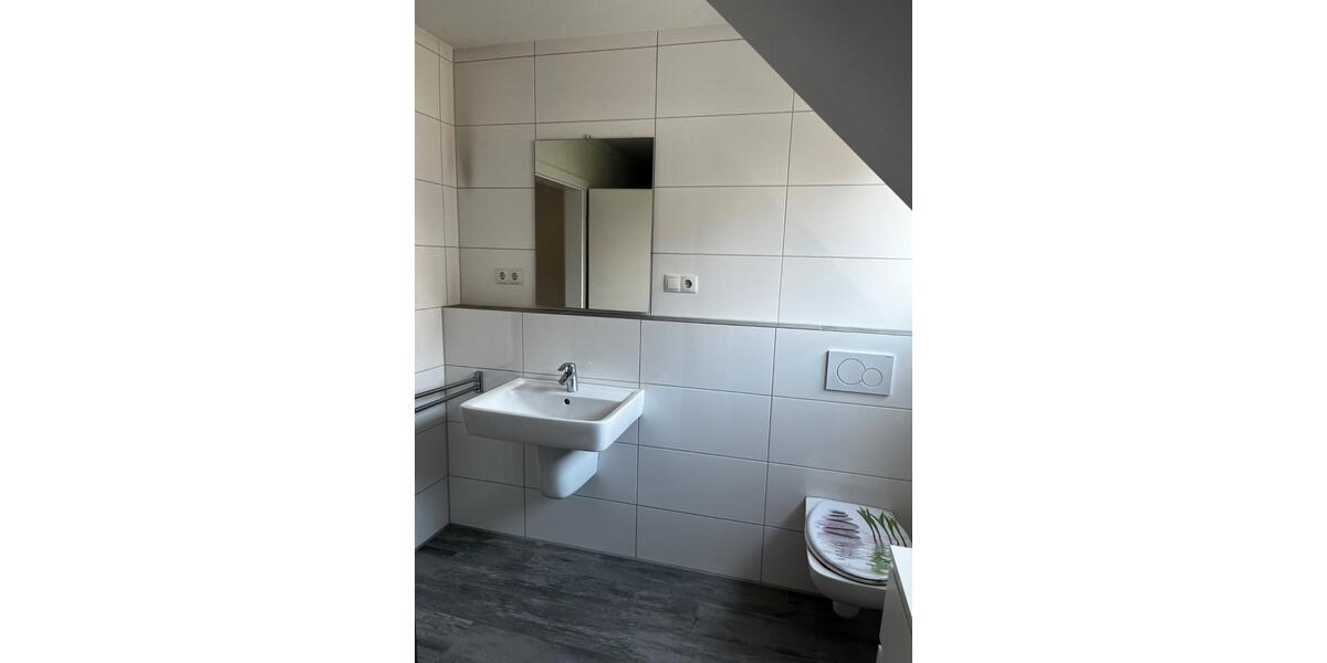Doppelhaushälfte Meppen - 4 Zimmer, 100 m&sup2;, 1.200&euro; | Angebot:26490635