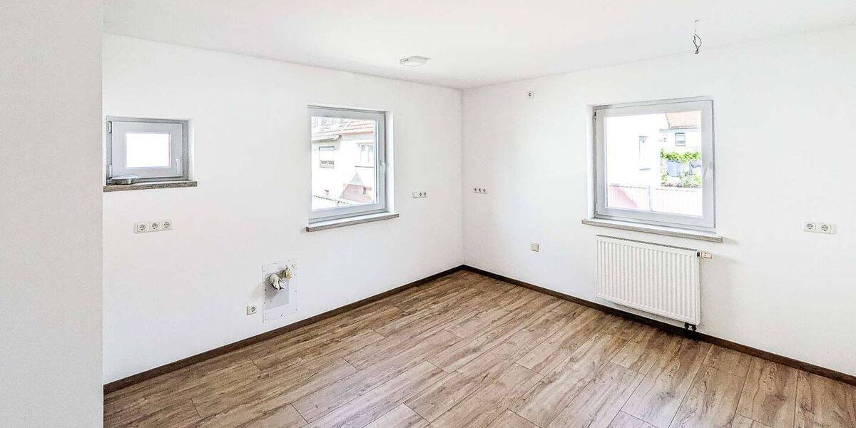 Einfamilienhaus Waldbüttelbrunn - 3 Zimmer, 72 m&sup2;, 880&euro; | Angebot:26596740