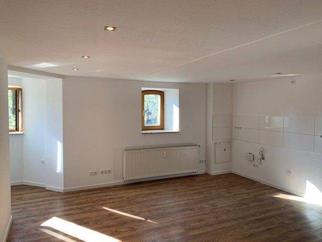 Etagenwohnung Pößneck Pößneck,Stadt - 2 Zimmer, 78 m&sup2;, 575&euro; | Angebot:26205861