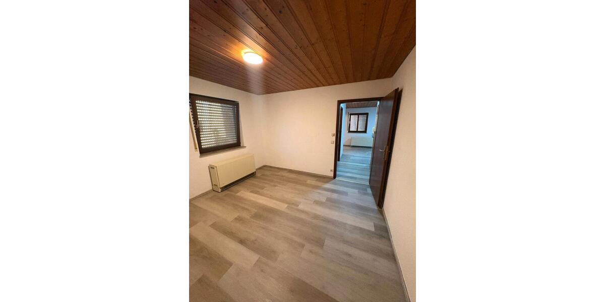 Erdgeschoßwohnung Sersheim - 2 Zimmer, 40 m&sup2;, 650&euro; | Angebot:26615317