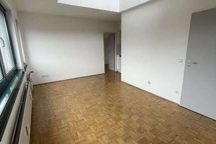 Wohnung Köln Lindenthal - 2 Zimmer, 38 m&sup2;, 620&euro; | Angebot:26083068