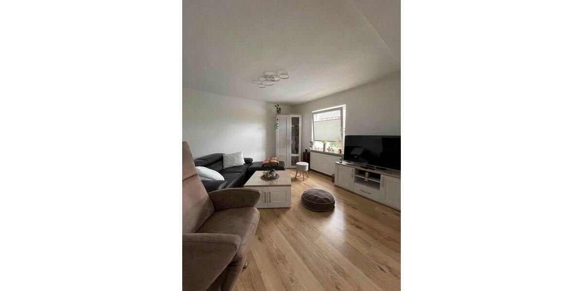 Doppelhaushälfte Soltau - 6 Zimmer, 140 m&sup2;, 1.100&euro; | Angebot:26560501