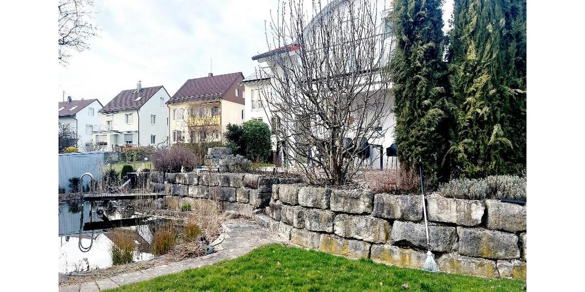 Einfamilienhaus Eislingen (Fils) - 5.5 Zimmer, 166 m&sup2;, 2.100&euro; | Angebot:25960948