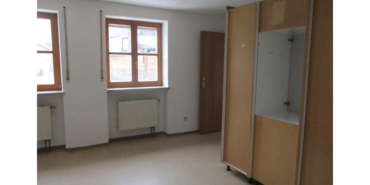 Erdgeschoßwohnung Arnstorf - 1 Zimmer, 60 m&sup2;, 490&euro; | Angebot:24613241