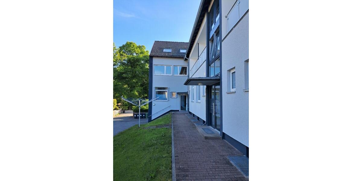 Dachgeschoßwohnung Holzminden - 3 Zimmer, 98 m&sup2;, 595&euro; | Angebot:21908599