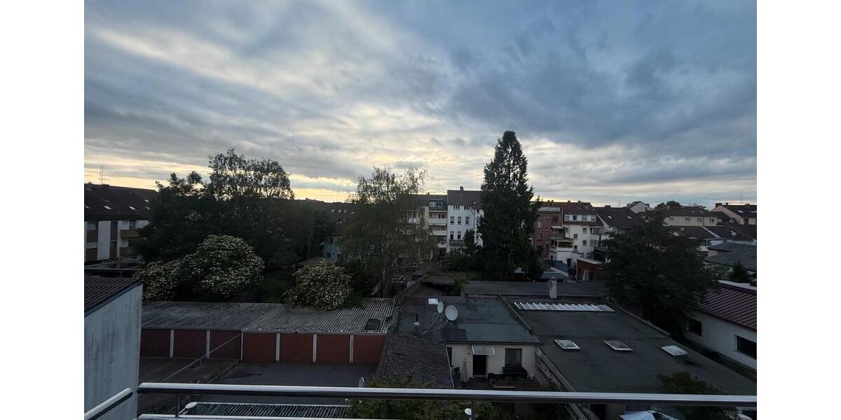 Dachgeschoßwohnung Mannheim Niederfeld - 3 Zimmer, 77 m&sup2;, 1.150&euro; | Angebot:26630886