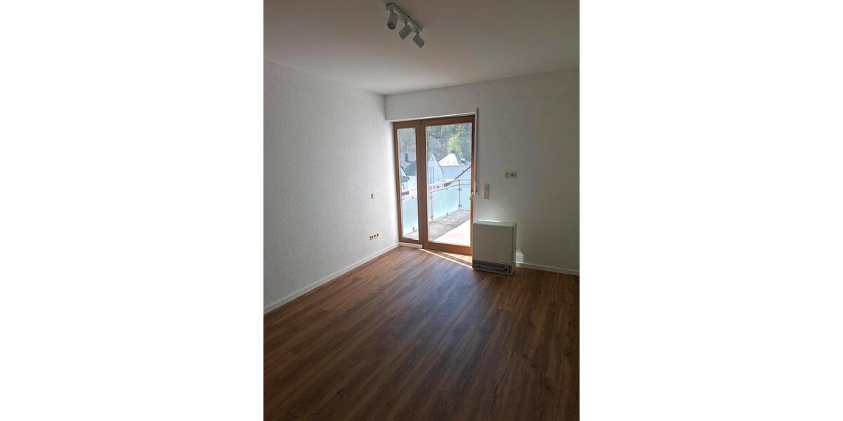 Etagenwohnung Trier Feyen-Weismark - 4 Zimmer, 97 m&sup2;, 970&euro; | Angebot:26538116