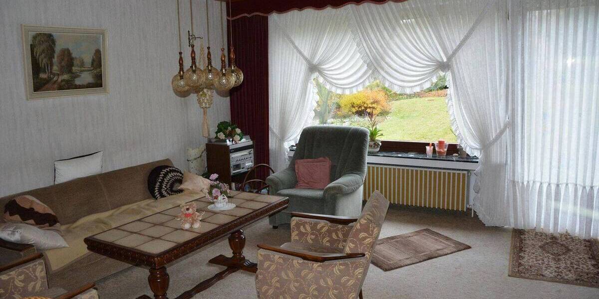Einfamilienhaus Bad Oeynhausen Rehme - 5 Zimmer, 140 m&sup2;, 1.200&euro; | Angebot:26841283