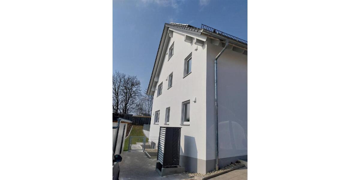 Maisonettenwohnung Geisenhausen - 3 Zimmer, 94 m&sup2;, 1.350&euro; | Angebot:25755390