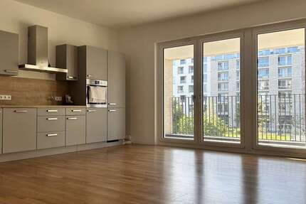 Wohnung zum Mieten in Berlin 2.230 € 97 m² 3 zimmer