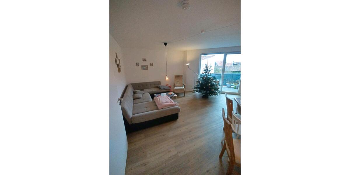 Etagenwohnung Wolfenbüttel - 3 Zimmer, 85 m&sup2;, 800&euro; | Angebot:25131508