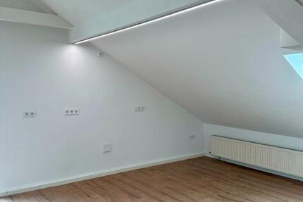 Haus Metten - 6 Zimmer, 153 m&sup2;, 1.600&euro; | Angebot:26117489