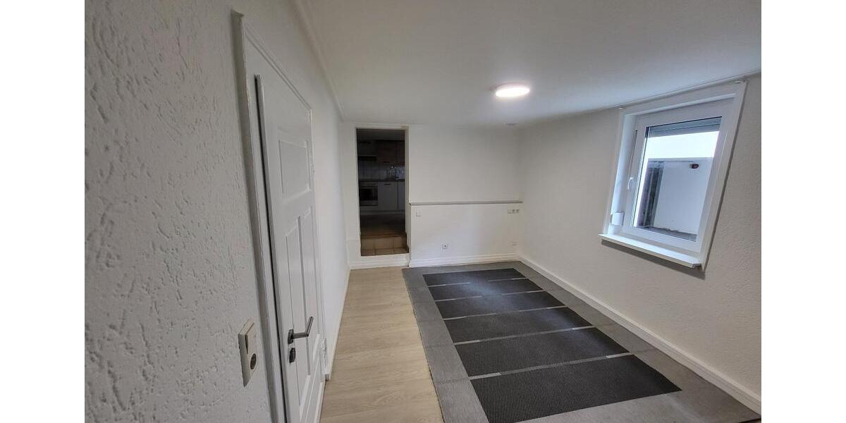 Erdgeschoßwohnung Metzingen - 1 Zimmer, 35 m&sup2;, 500&euro; | Angebot:25654051