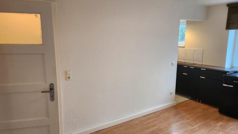 Etagenwohnung Wuppertal Brill - 2 Zimmer, 35 m&sup2;, 300&euro; | Angebot:26688545