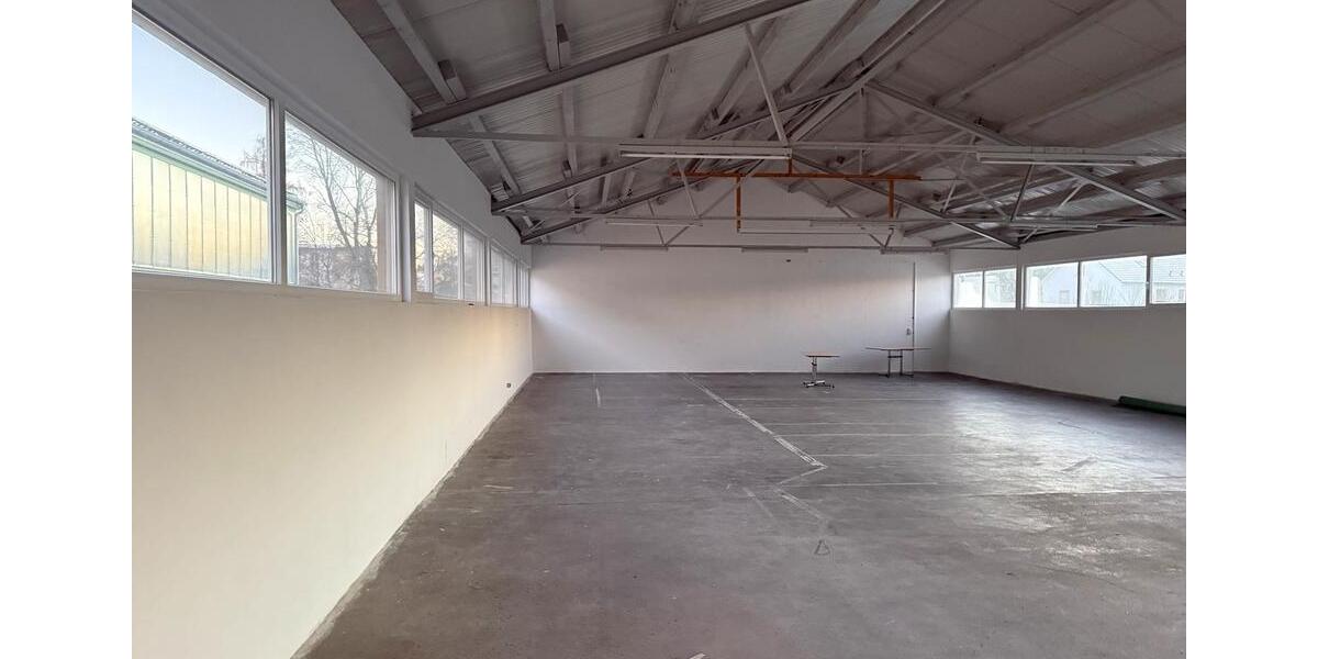 Gewerbeobjekt Villingen-Schwenningen Schwenningen - 2.450&euro; | Angebot:24988722