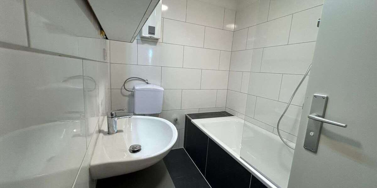 Etagenwohnung Herne Wanne-Bickern - 3 Zimmer, 65 m&sup2;, 455&euro; | Angebot:27658415