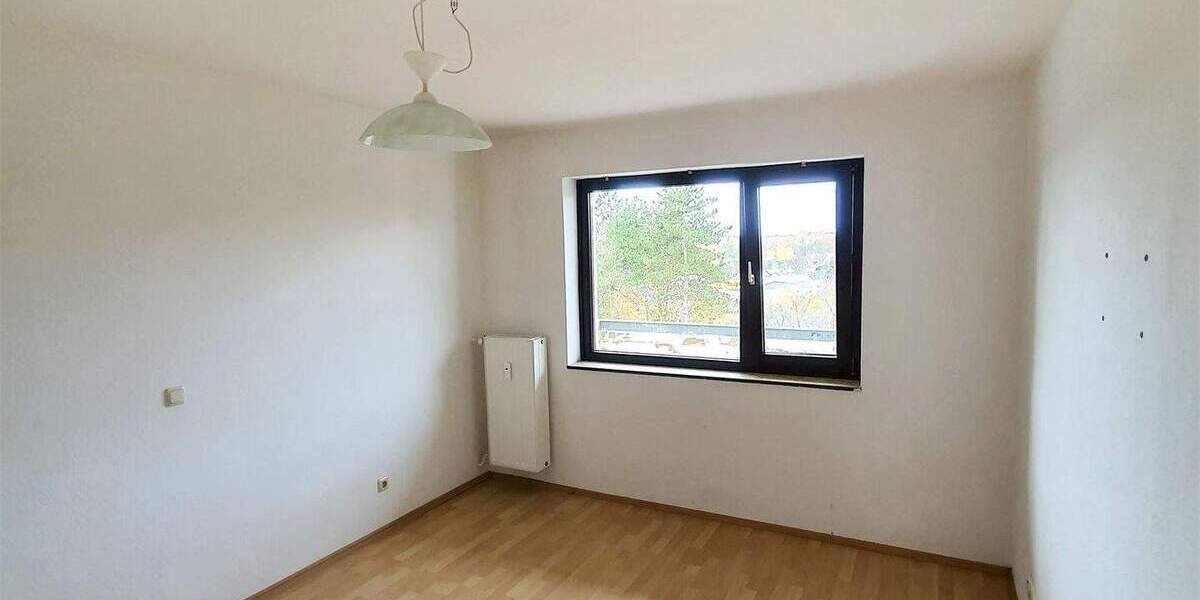 Etagenwohnung Nienburg - 3 Zimmer, 66 m&sup2;, 562&euro; | Angebot:25094200