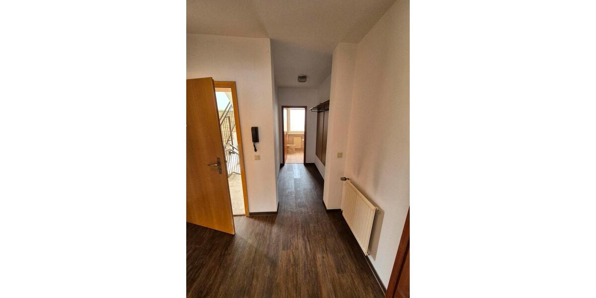 Etagenwohnung Grafenwöhr - 5 Zimmer, 120 m&sup2;, 1.200&euro; | Angebot:24507239