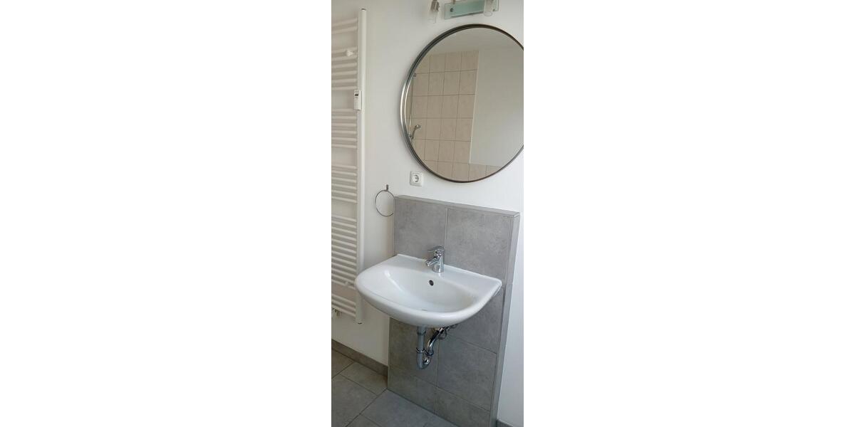 Dachgeschoßwohnung Monheim - 1.5 Zimmer, 51 m&sup2;, 520&euro; | Angebot:26648172