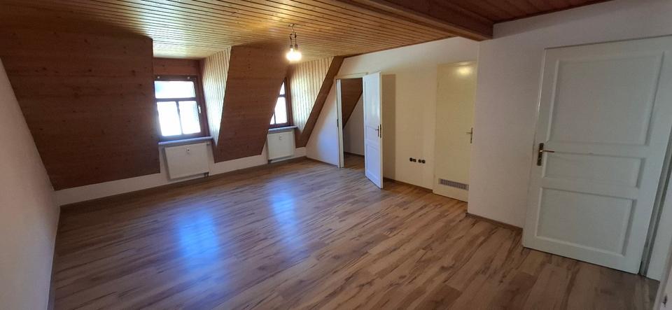 Maisonettenwohnung Grimma - 3 Zimmer, 95 m&sup2;, 710&euro; | Angebot:26618931