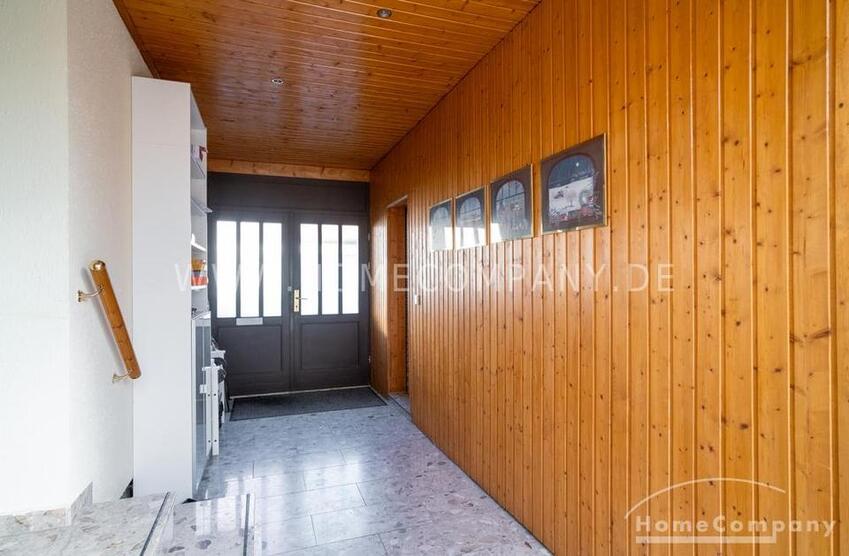 MöbliertFurnished Reihenhaushaus mit Grundstück in Dresden-Niedersedlitz max. 3 Personen