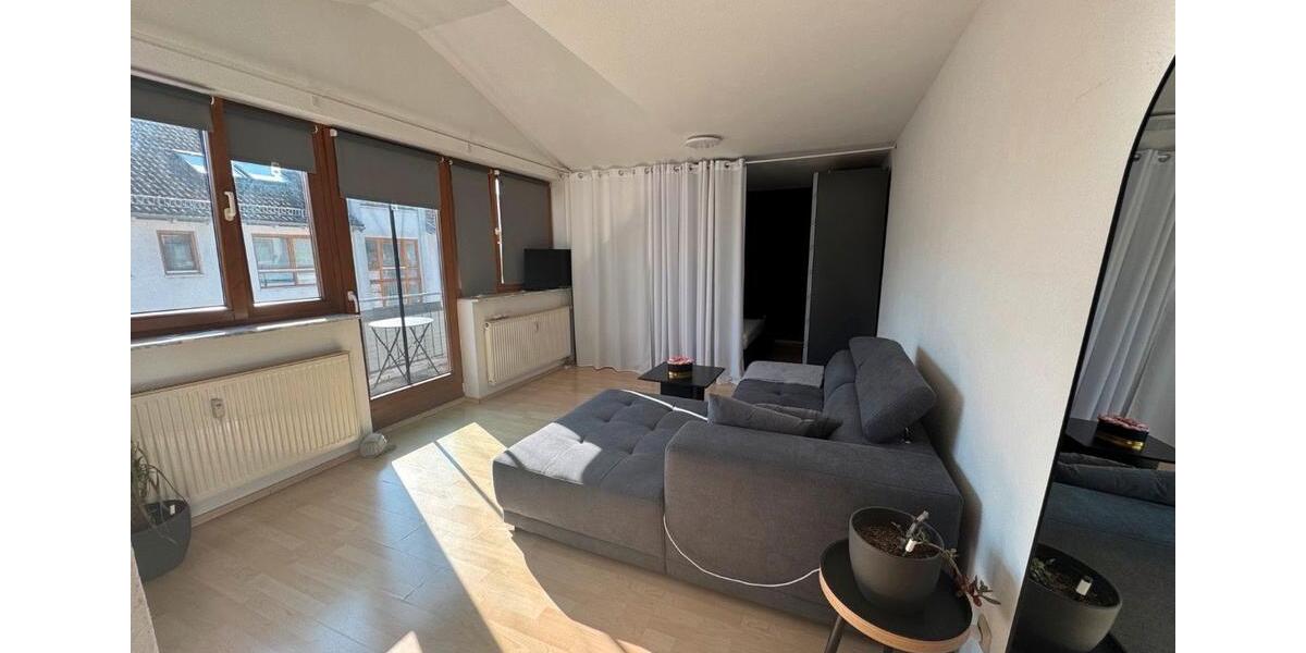 Dachgeschoßwohnung Budenheim - 1 Zimmer, 39 m&sup2;, 875&euro; | Angebot:26265788