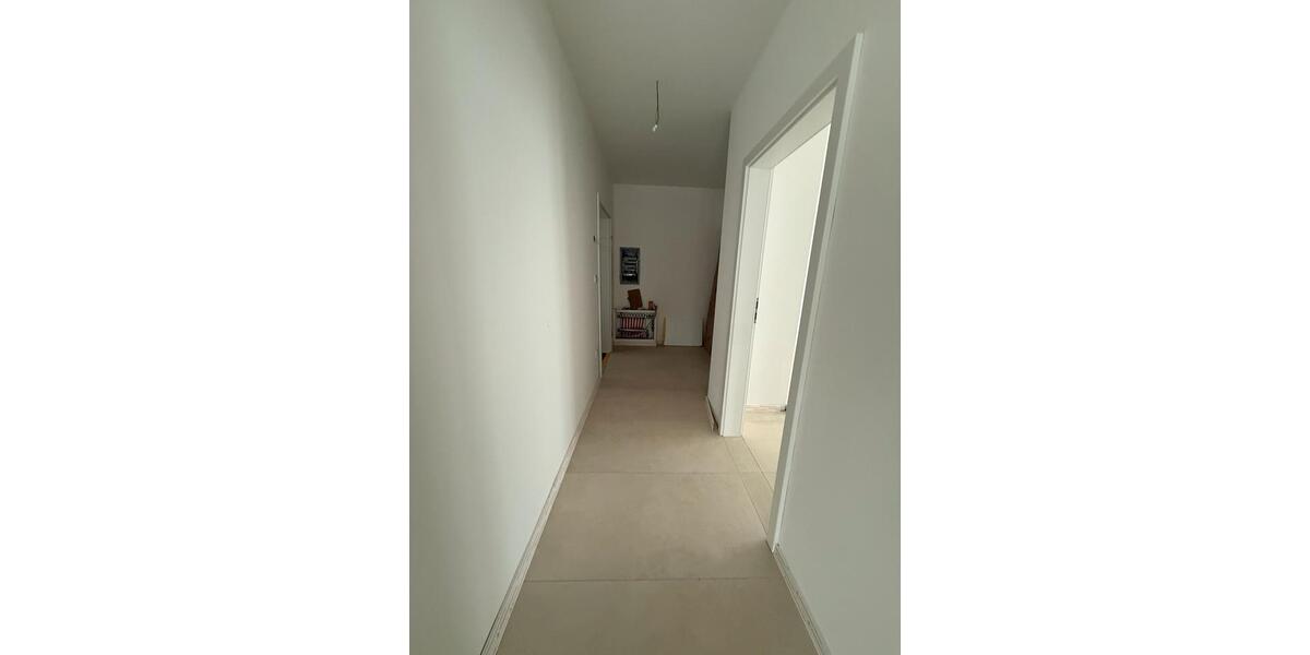 Etagenwohnung Karben - 3 Zimmer, 96 m&sup2;, 1.600&euro; | Angebot:25634095