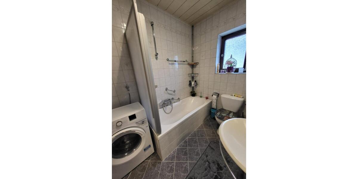 Etagenwohnung Burglengenfeld - 3 Zimmer, 78 m&sup2;, 790&euro; | Angebot:24747318