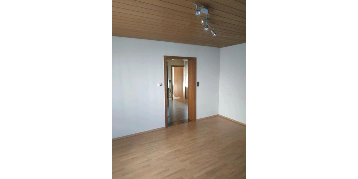 Etagenwohnung Lautertal - 2 Zimmer, 82 m&sup2;, 570&euro; | Angebot:25932547