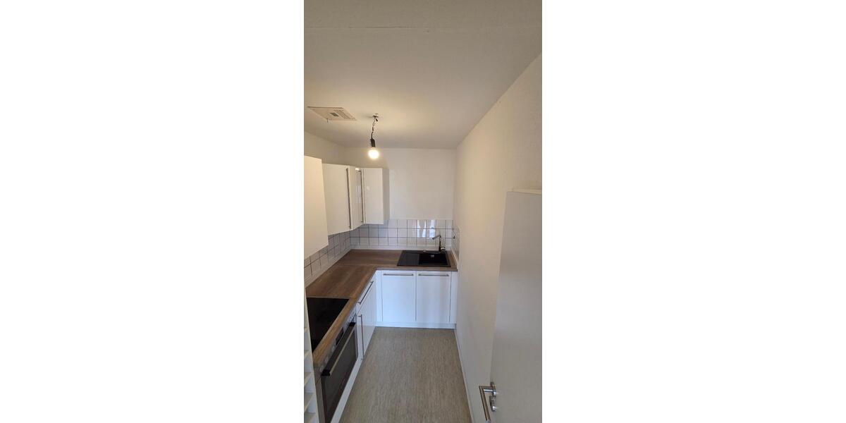 Dachgeschoßwohnung Pforzheim Weststadt - 2 Zimmer, 48 m&sup2;, 700&euro; | Angebot:26703757
