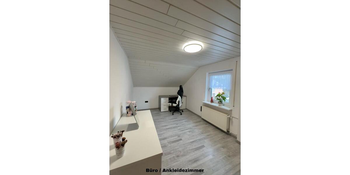 Dachgeschoßwohnung Steinwiesen - 3 Zimmer, 85 m&sup2;, 720&euro; | Angebot:24829119