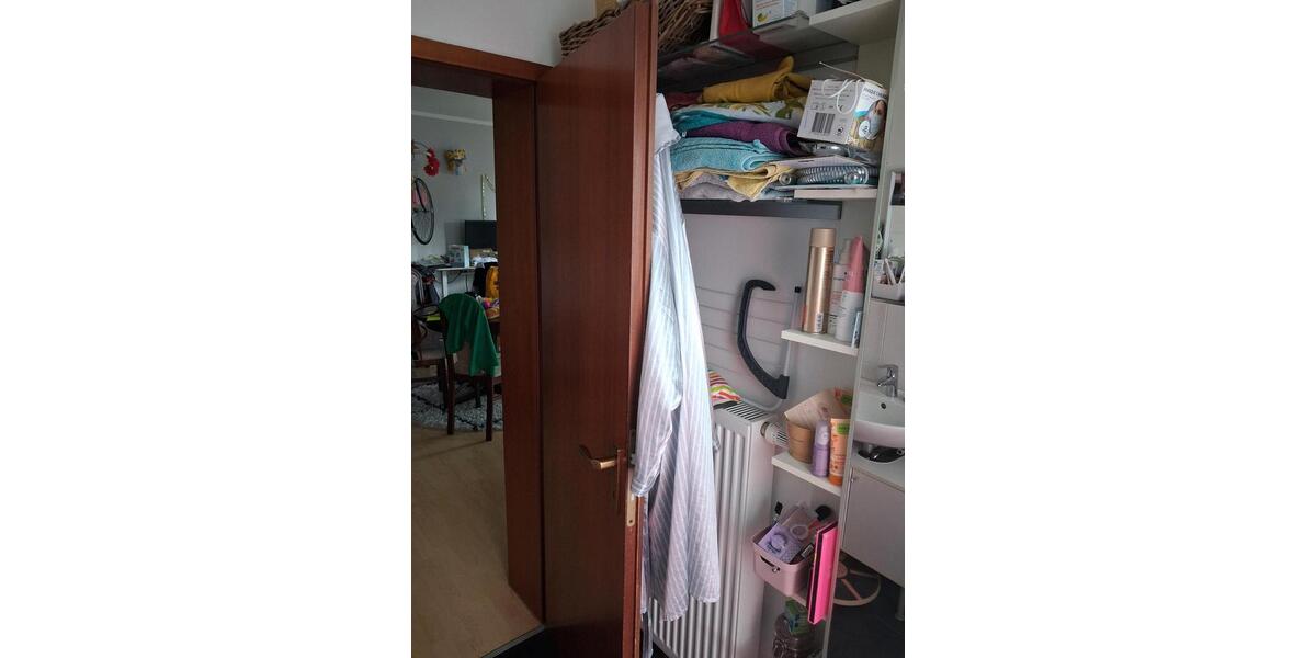 Etagenwohnung Wiesbaden Nordost - 1 Zimmer, 42 m&sup2;, 815&euro; | Angebot:25962855