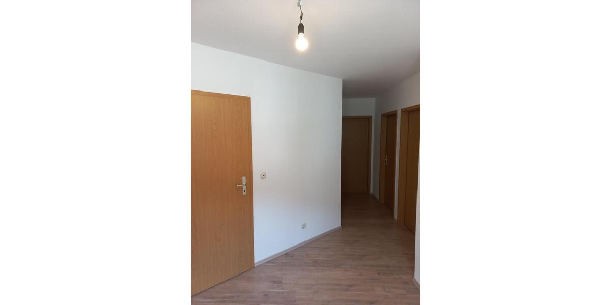 Etagenwohnung Steinbach-Hallenberg Hallenberg - 3 Zimmer, 83 m&sup2;, 580&euro; | Angebot:23393654