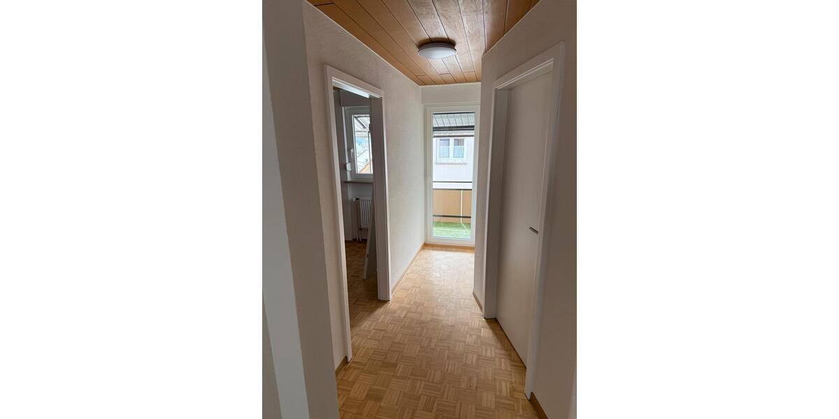 Wohnen auf Zeit Assamstadt - 4 Zimmer, 10 m&sup2;, 500&euro; | Angebot:26276632