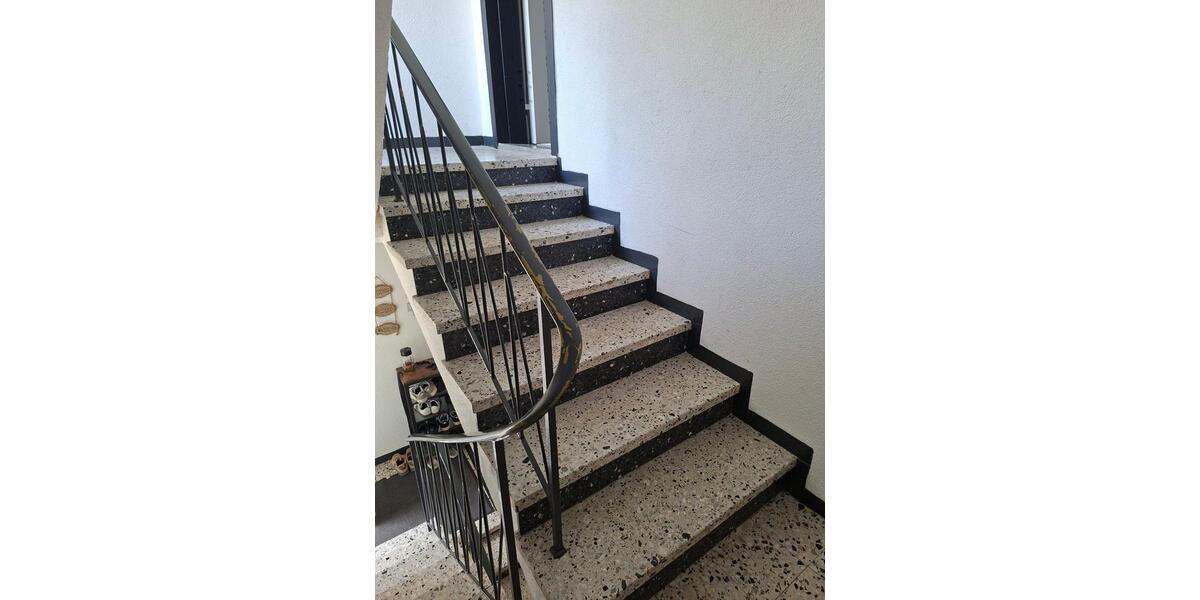 Etagenwohnung Westerheim - 4 Zimmer, 95 m&sup2;, 1.200&euro; | Angebot:26507638