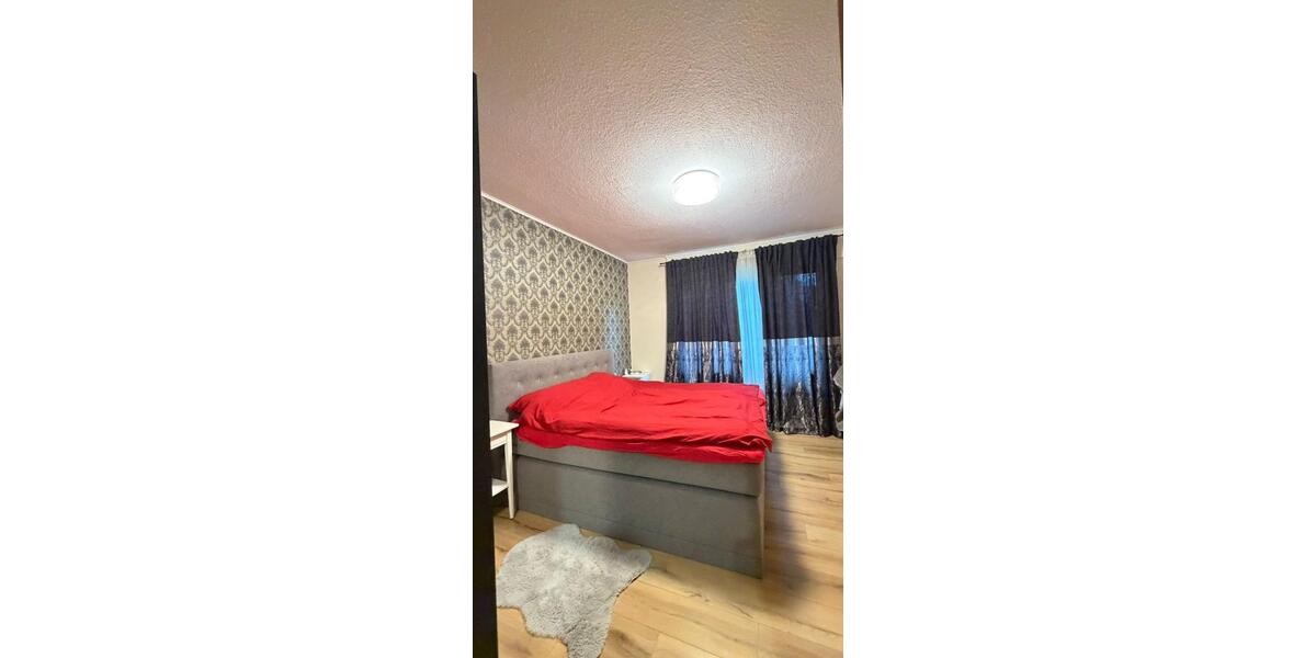 Erdgeschoßwohnung Löhne - 4 Zimmer, 120 m&sup2;, 1.300&euro; | Angebot:26491195