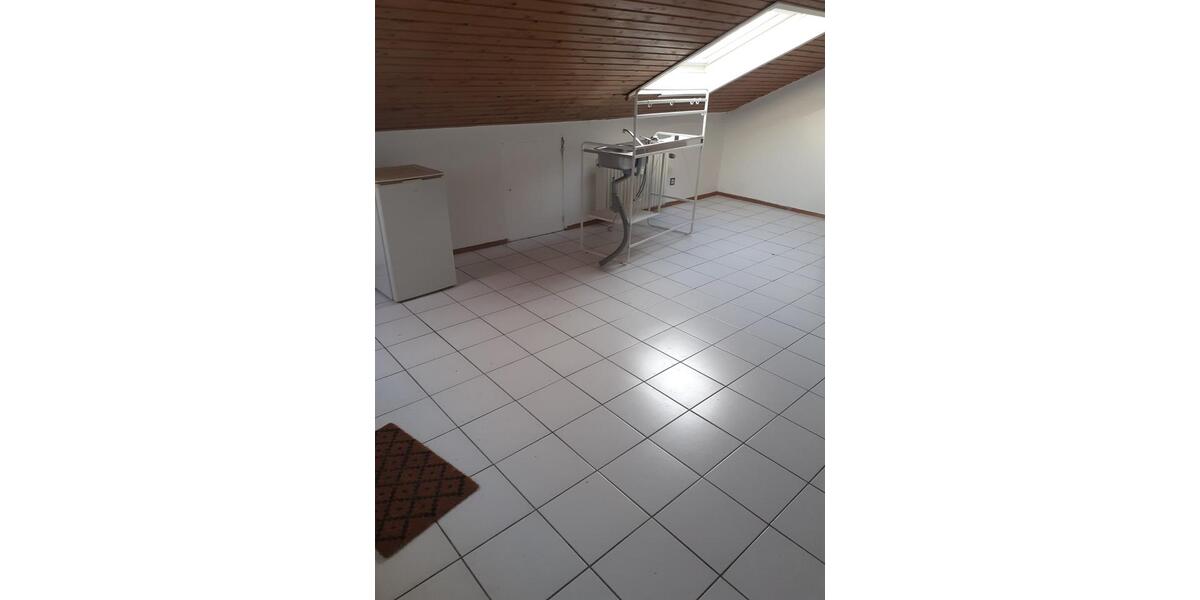 Wohnen auf Zeit Karlsruhe Innenstadt-Ost - 1 Zimmer, 24 m&sup2;, 500&euro; | Angebot:25782891