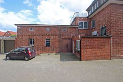 Halle in Geesthacht 504 € 84 m²